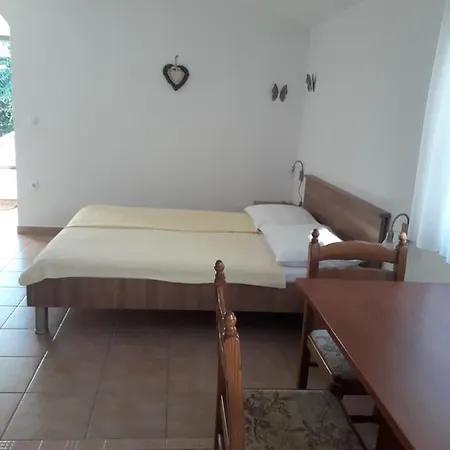 Ivana Apartment *