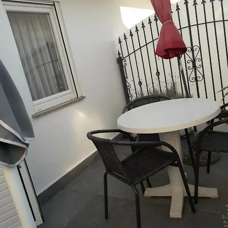 Apartment Ivana *
